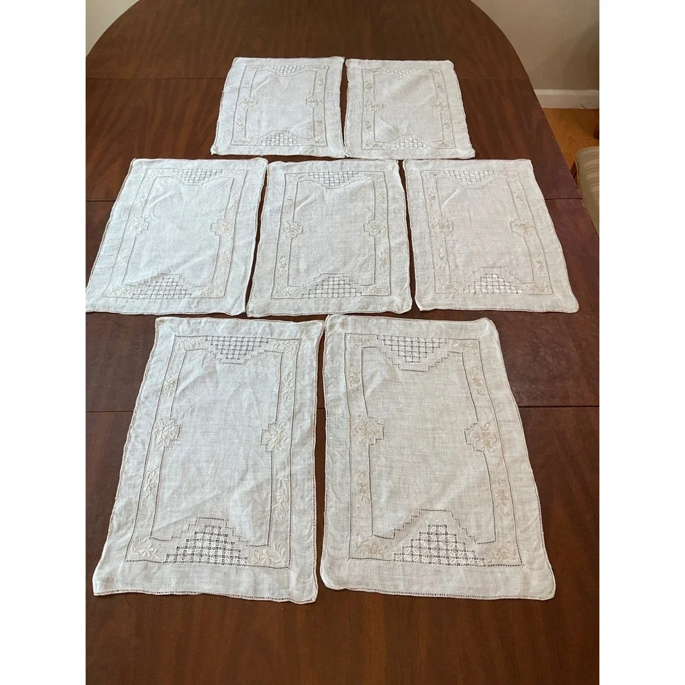 Vintage Linen Embroidered 7 Placements & 8 Napkins Cottagecore Country Farmhouse